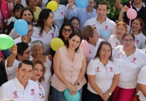 DIF Coatzacoalcos felicita a Sonia Marie Salvador Goraieb por su cumpleaños