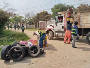 Retiran más de 30 toneladas de desechos en jornada contra el dengue en Coatzacoalcos