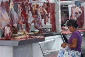 Sube 30% el precio de la carne de res en Coatzacoalcos; familias compran por “medios kilos”