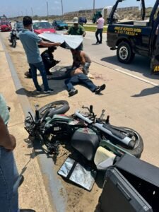 Motociclista es arrollado en el malecón de Coatzacoalcos