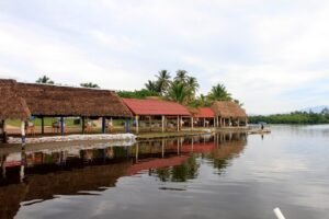 Restauranteros de Las Barrillas garantizan seguridad en consumo de mariscos