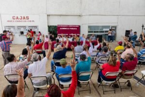 Encabeza alcalde de Minatitlán primera Audiencia Pública para atender a la ciudadanía