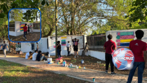 Jóvenes de Minatitlán embellecen el corredor Blanca Estela Pavón con mural colectivo