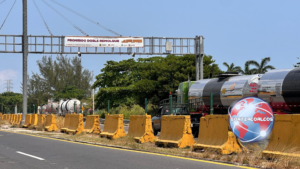 Restringen circulación de tráileres de doble remolque en el puente Coatzacoalcos I