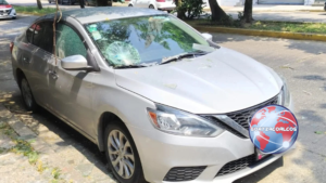 Vandalizan automóvil estacionado en Coatzacoalcos; presunto responsable fue detenido