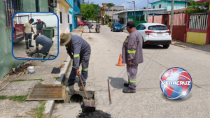 Ayuntamiento de Nanchital refuerza limpieza y desazolve de drenajes en distintos sectores del municipio