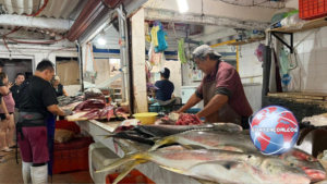 Rehabilitarán banquetas del Mercado de Mariscos de Coatzacoalcos