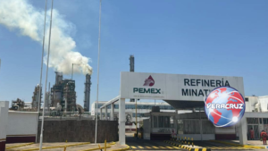 Piden mantener la calma por pruebas en la Refinería de Minatitlán