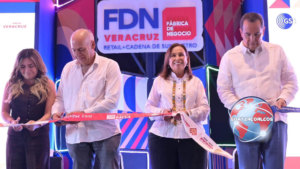 Acompaña Pedro Rosaldo a Rocío Nahle en Fábrica de Negocio y destaca nuevas oportunidades para Coatzacoalcos