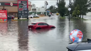 Lluvia vuelve a provocar inundaciones en el poniente de Coatzacoalcos