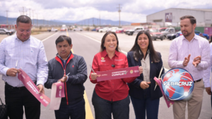 Gobierno de Veracruz entrega 25.7 kilómetros rehabilitados de la carretera Atzalan–Perote