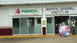 Elevador fuera de servicio complica atención a pacientes de Pemex en Minatitlán